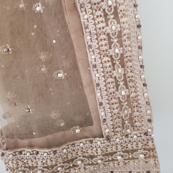 Heavy Embroidery Lehnga - Picture 7 of 14